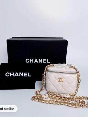 CHANEL Cream Quilted Vanity Crossbody with Gold Chain